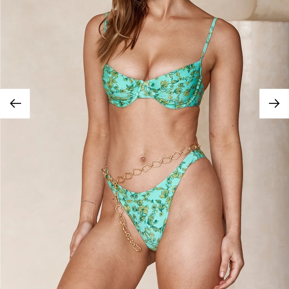 Monday Swimwear Maui Top